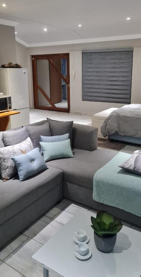 Bayswater Guest Rooms ブルームフォンテーン エクステリア 写真