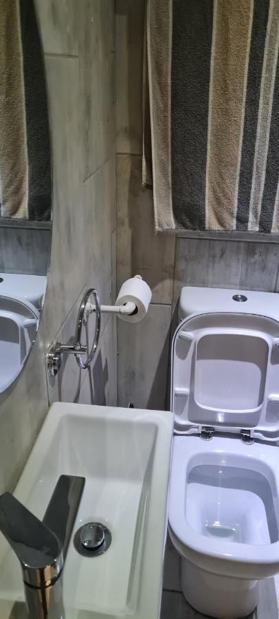 Bayswater Guest Rooms ブルームフォンテーン エクステリア 写真