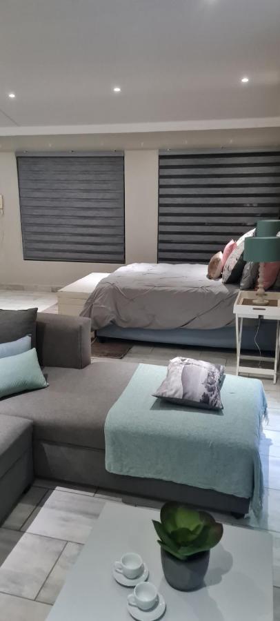 Bayswater Guest Rooms ブルームフォンテーン エクステリア 写真
